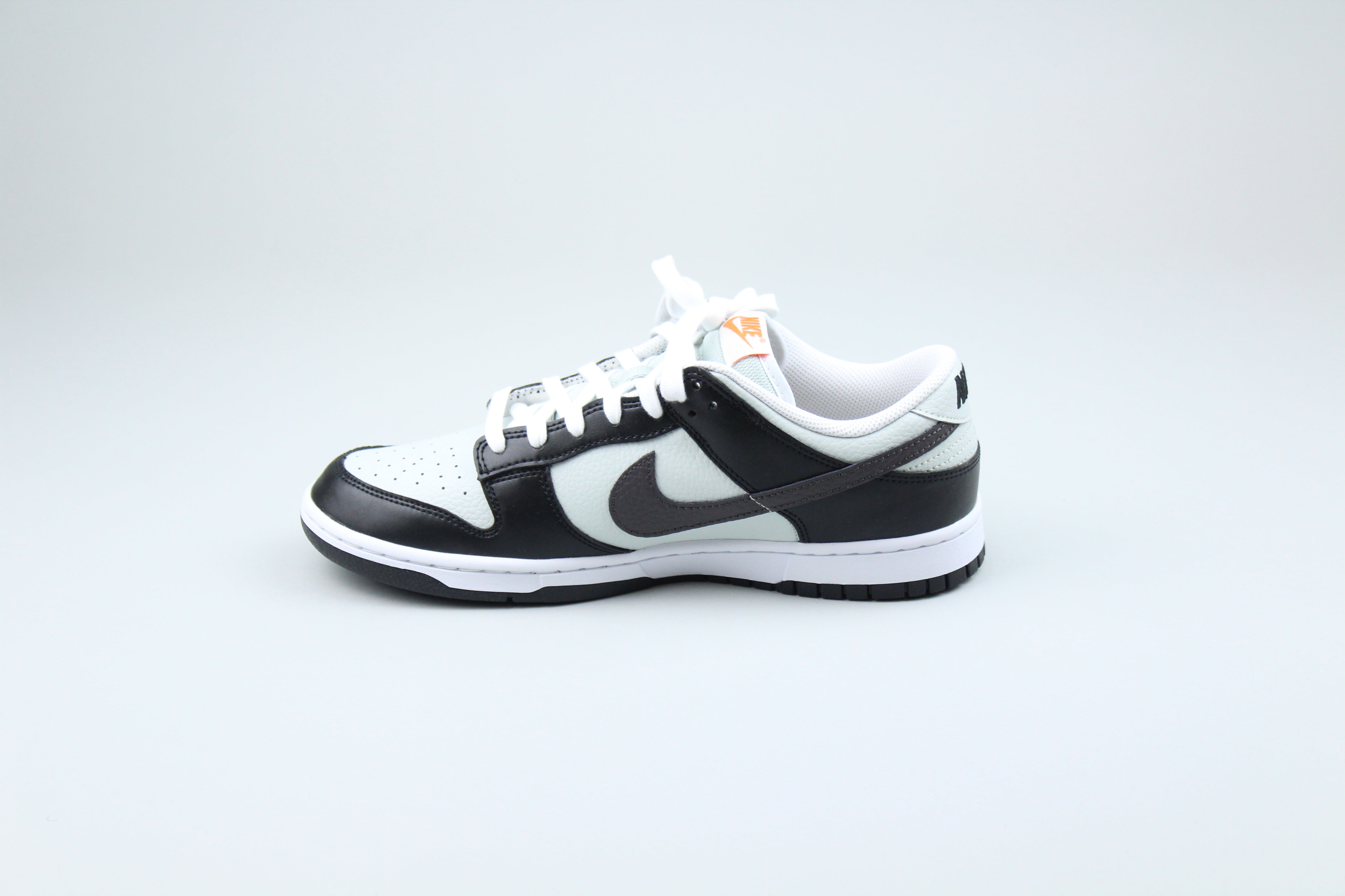 Nike Dunk Low Mini Swoosh Black Total Orange FN7808-001