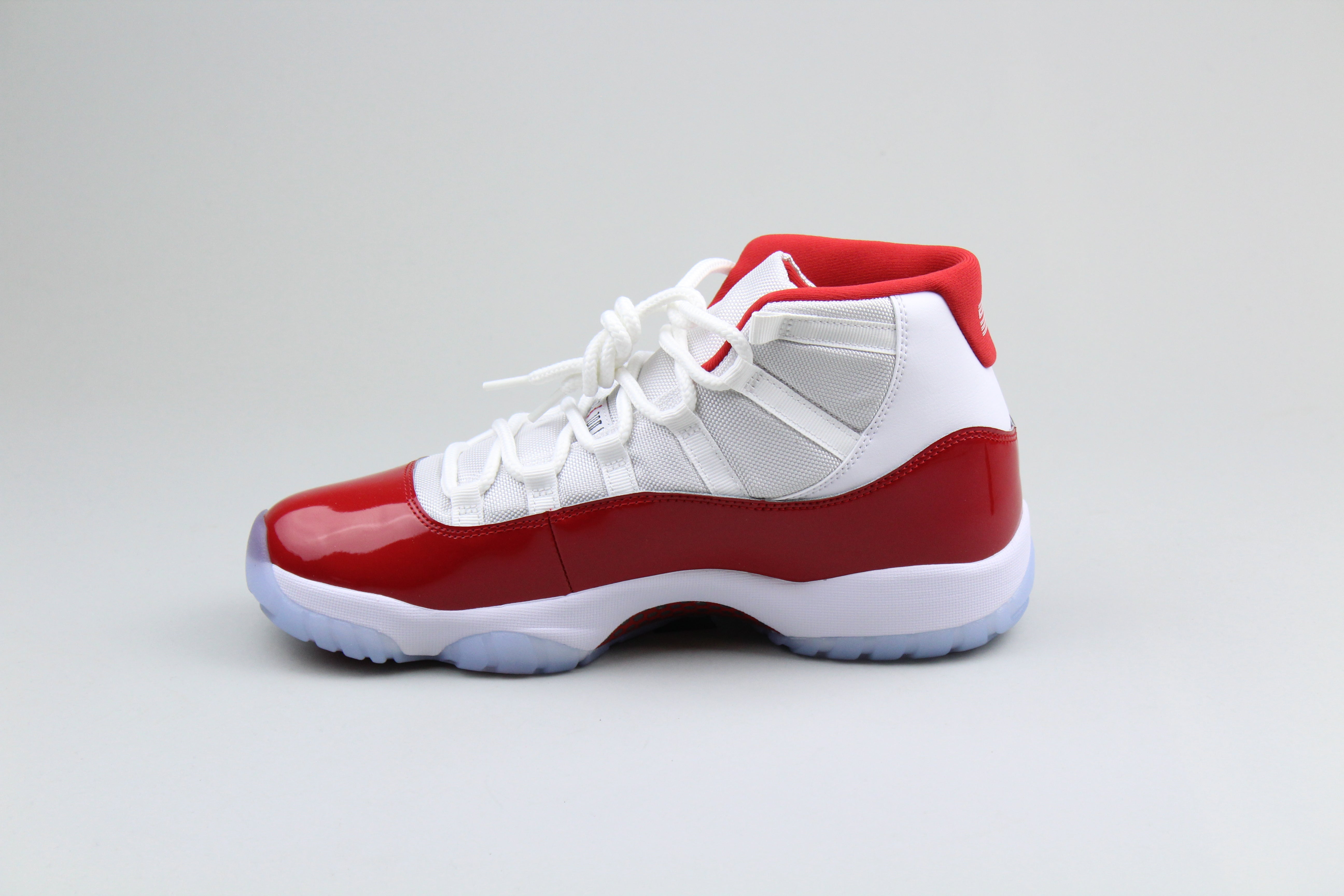 Jordan 11 retro playoffs on sale 219